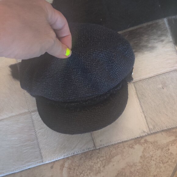 CHANEL tweed cap size L - Picture 1 of 5